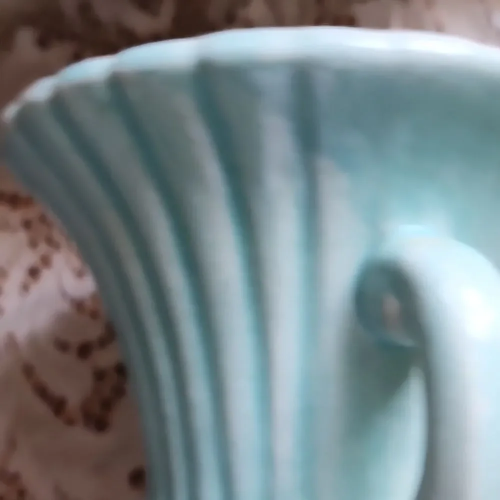 Vintage Ceramic Robin Egg Blue Urn/Vase